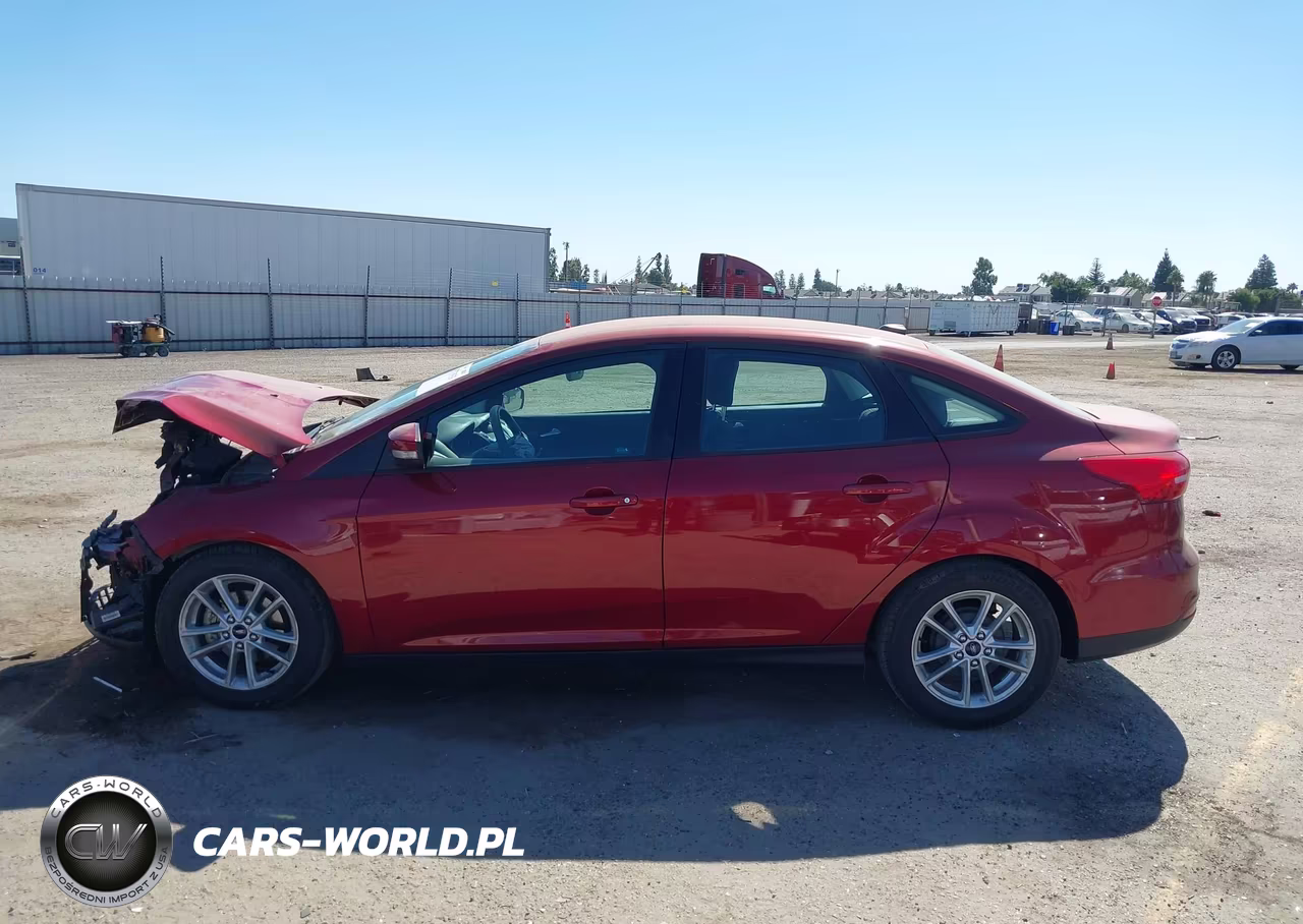 2015 Ford Focus Se VIN:1FADP3F22FL222236 - 18