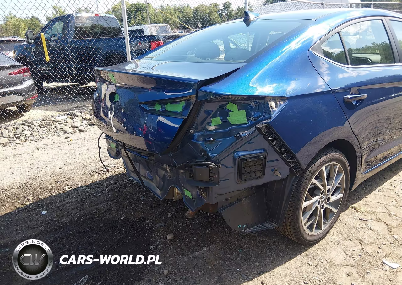 2020 Hyundai Elantra Limited VIN:5NPD84LFXLH612666 - 18