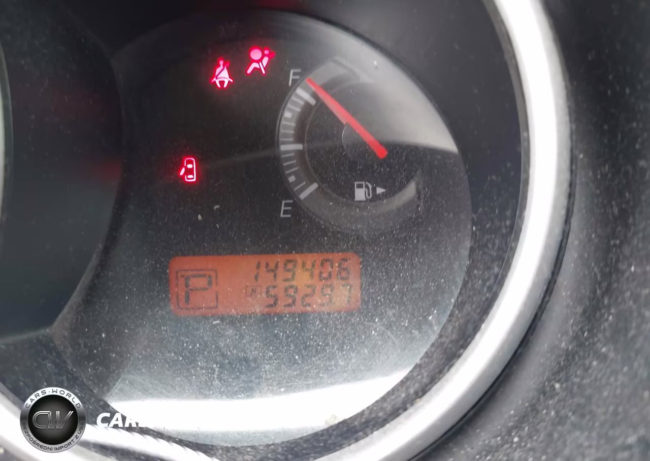 2010 Nissan Versa 1.8S VIN:3N1BC1AP1AL380314 - 16