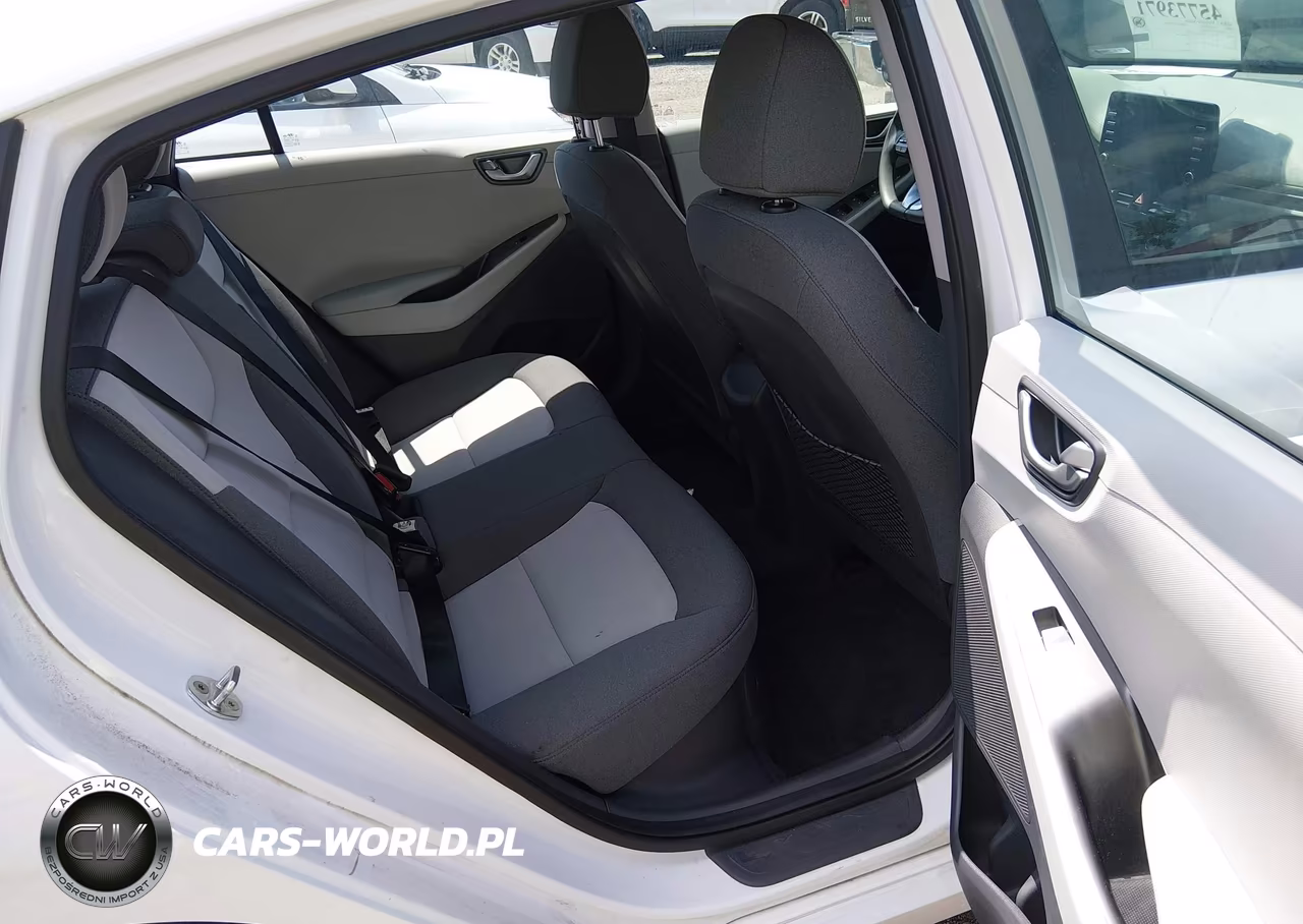 2020 Hyundai Ioniq Hybrid Blue VIN:KMHC65LC0LU233058 - 8