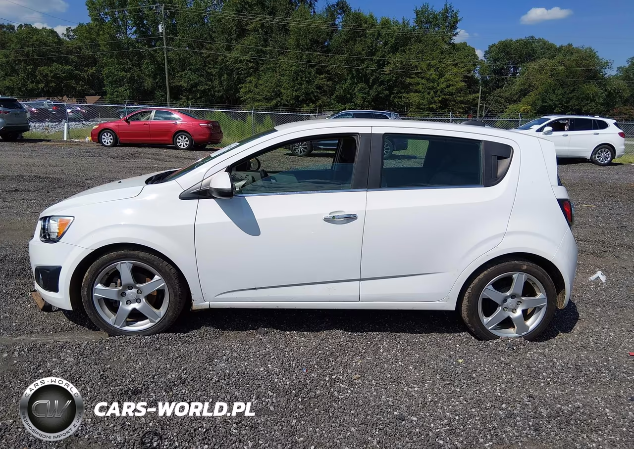 2015 Chevrolet Sonic Ltz Auto VIN:1G1JE6SBXF4105579 - 15