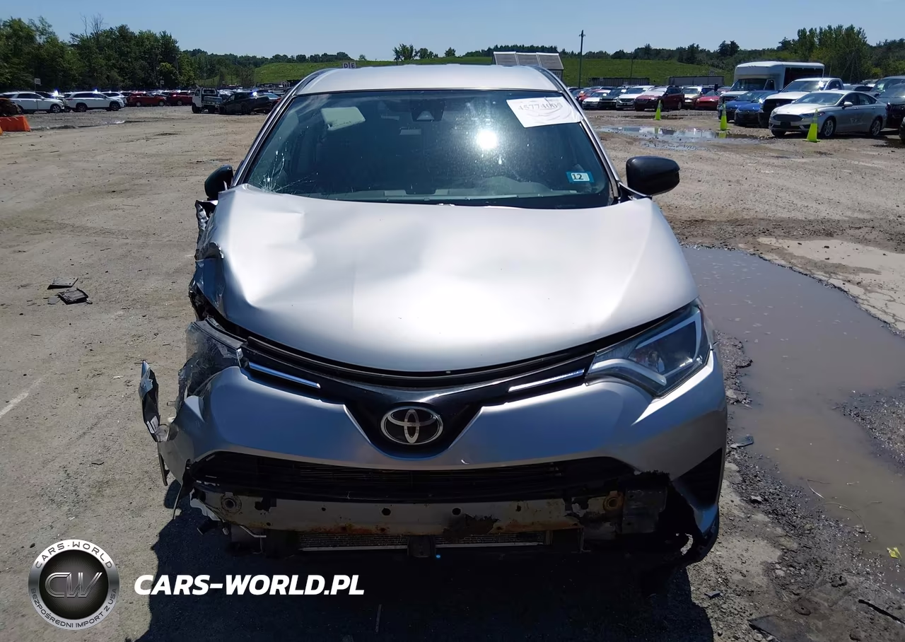 2017 Toyota Rav4 Le VIN:2T3BFREV7HW688358 - 6