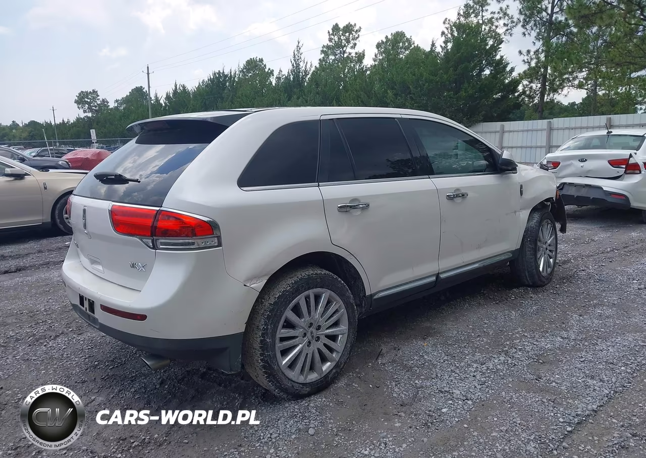2011 Lincoln Mkx VIN:2LMDJ6JK1BBJ19632 - 4