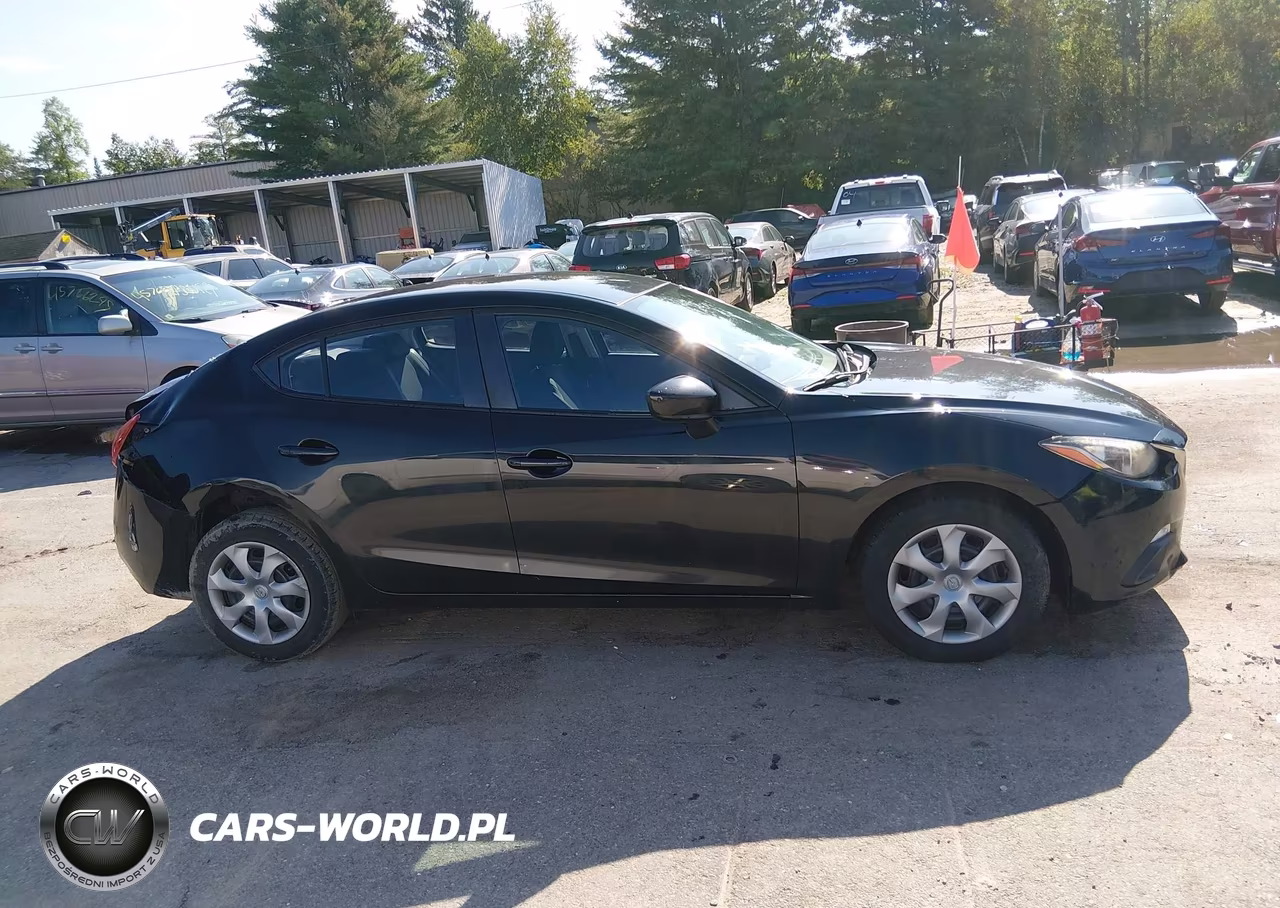 2016 Mazda Mazda3 I Sport VIN:JM1BM1T75G1347873 - 14