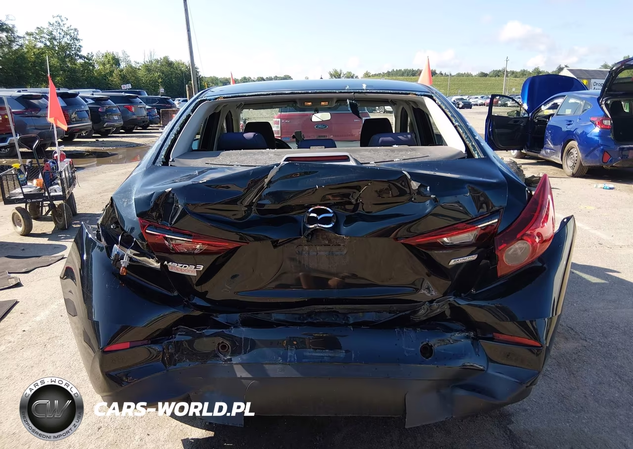 2016 Mazda Mazda3 I Sport VIN:JM1BM1T75G1347873 - 17