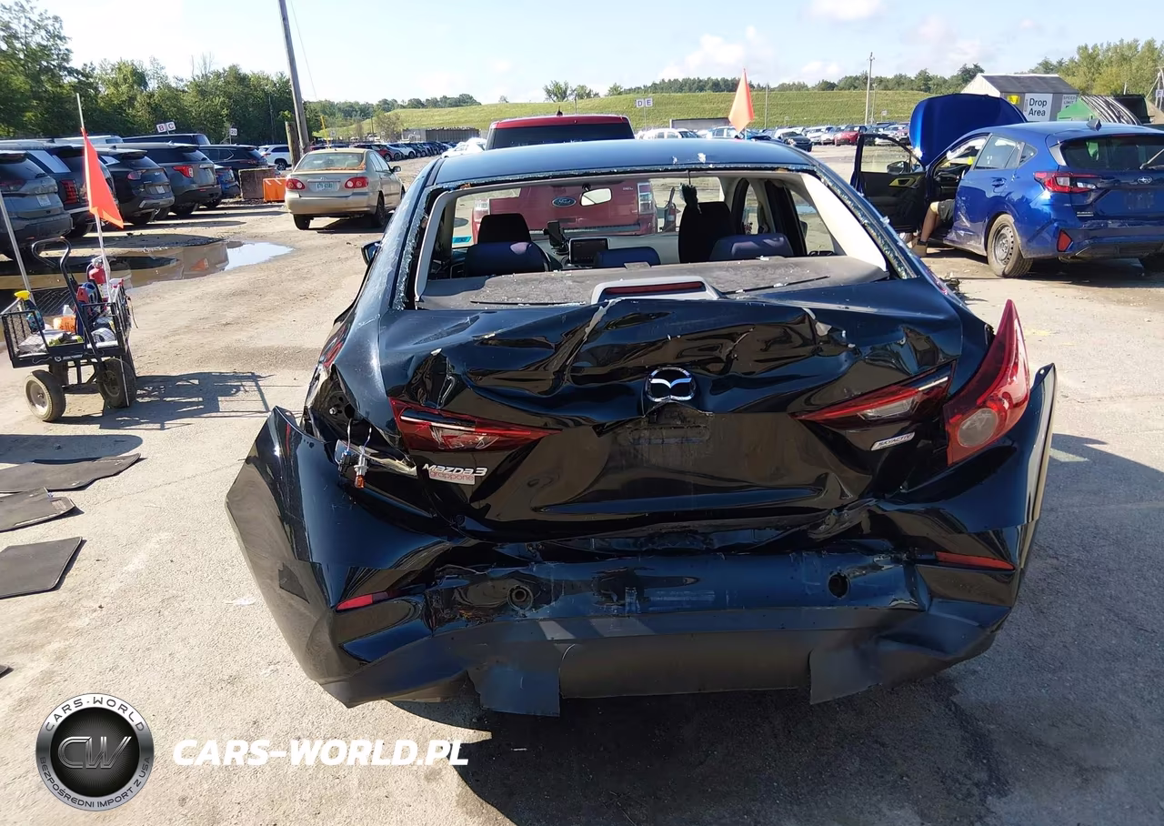 2016 Mazda Mazda3 I Sport VIN:JM1BM1T75G1347873 - 6