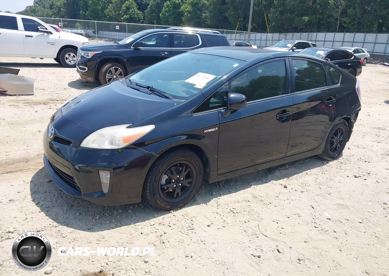2013 Toyota Prius Two VIN:JTDKN3DU5D1682740 - 2