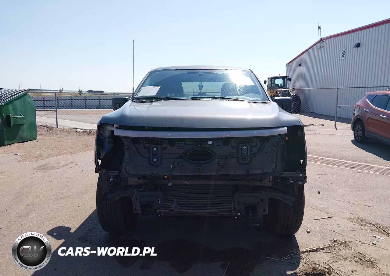 2023 Ford F-150 Lightning Xlt VIN:1FT6W1EV0PWG35598 - 12
