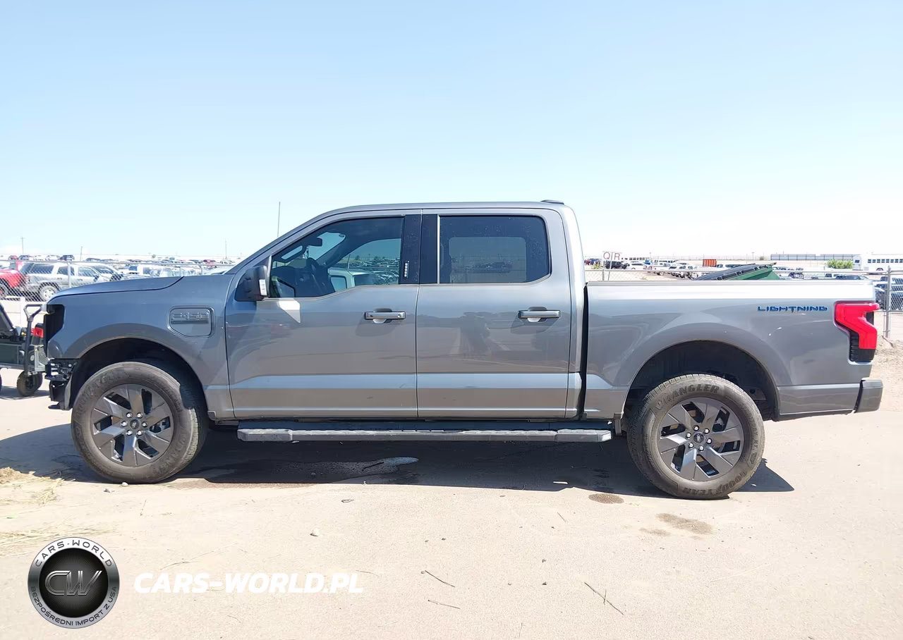 2023 Ford F-150 Lightning Xlt VIN:1FT6W1EV0PWG35598 - 14