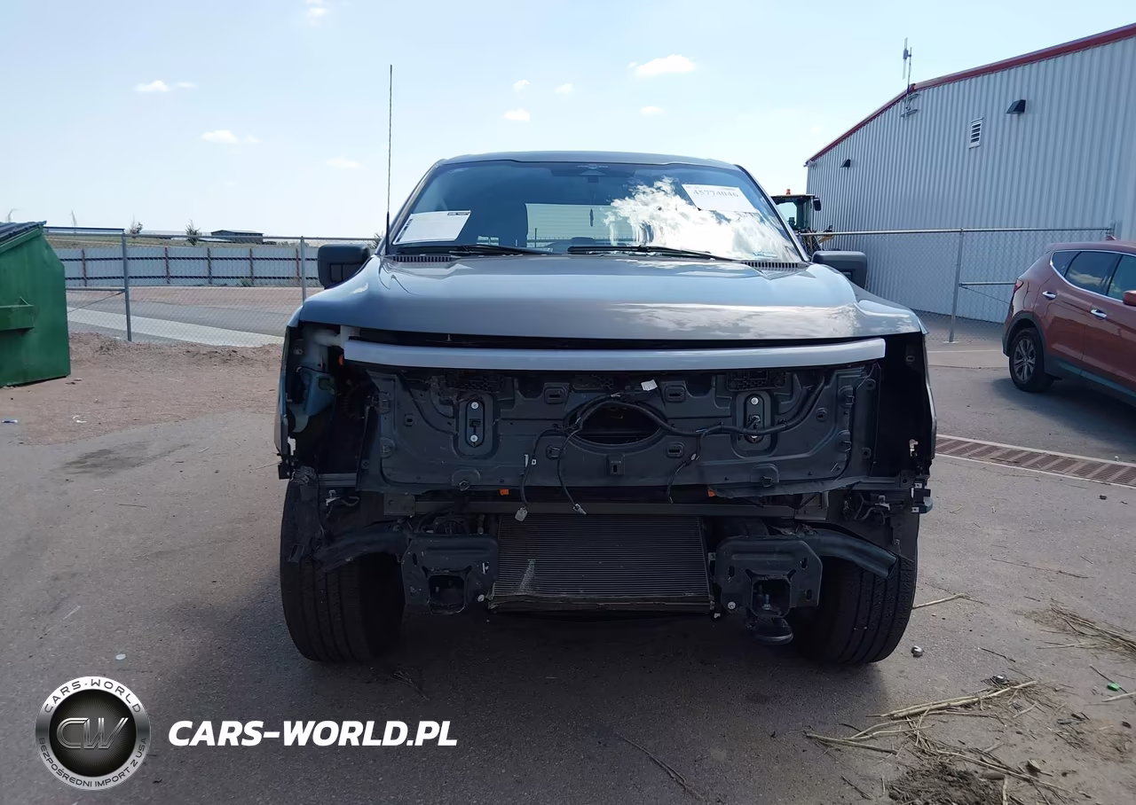 2023 Ford F-150 Lightning Xlt VIN:1FT6W1EV0PWG35598 - 19