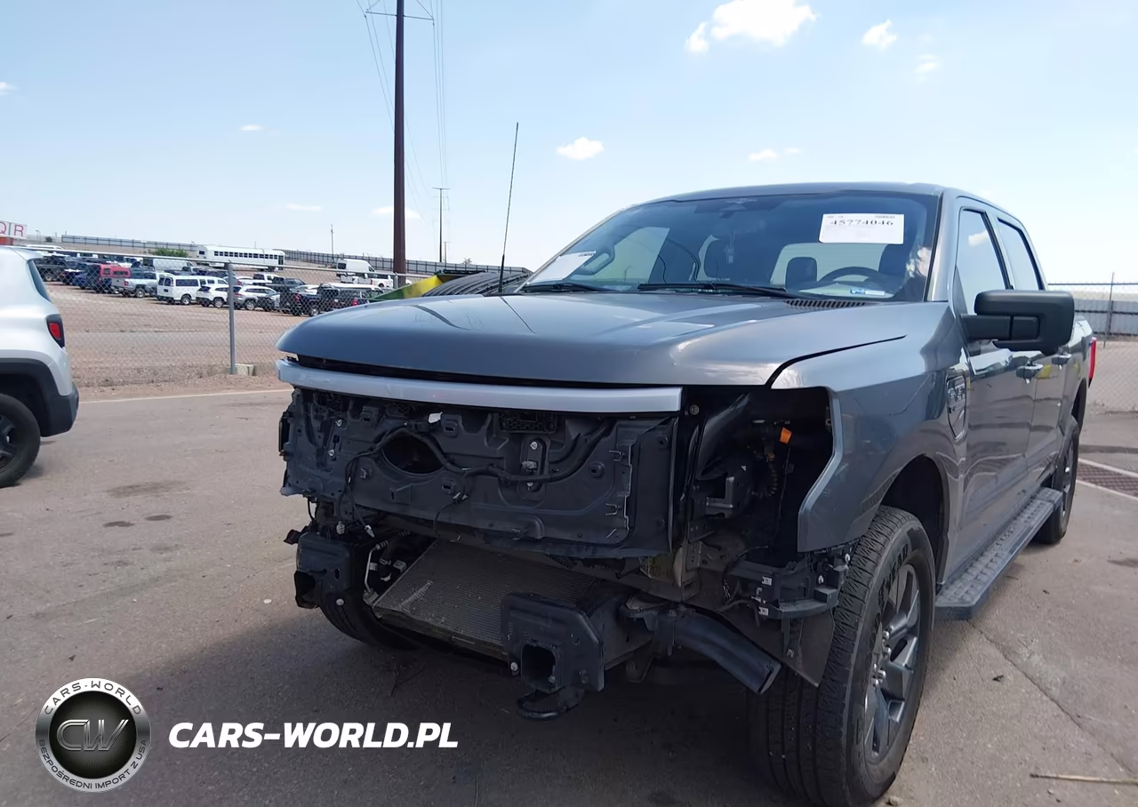 2023 Ford F-150 Lightning Xlt VIN:1FT6W1EV0PWG35598 - 6
