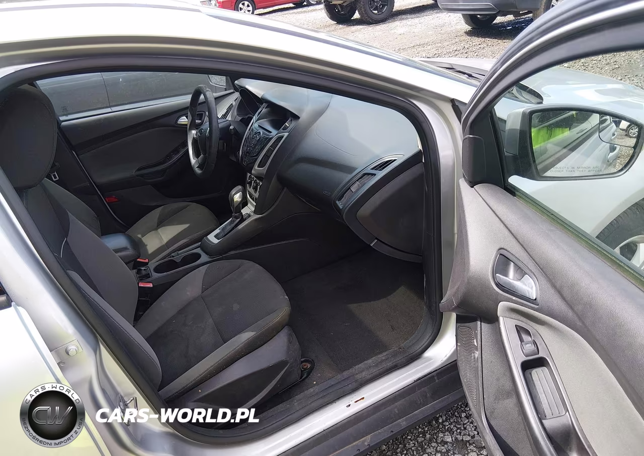 2013 Ford Focus Se VIN:1FADP3F2XDL135357 - 5