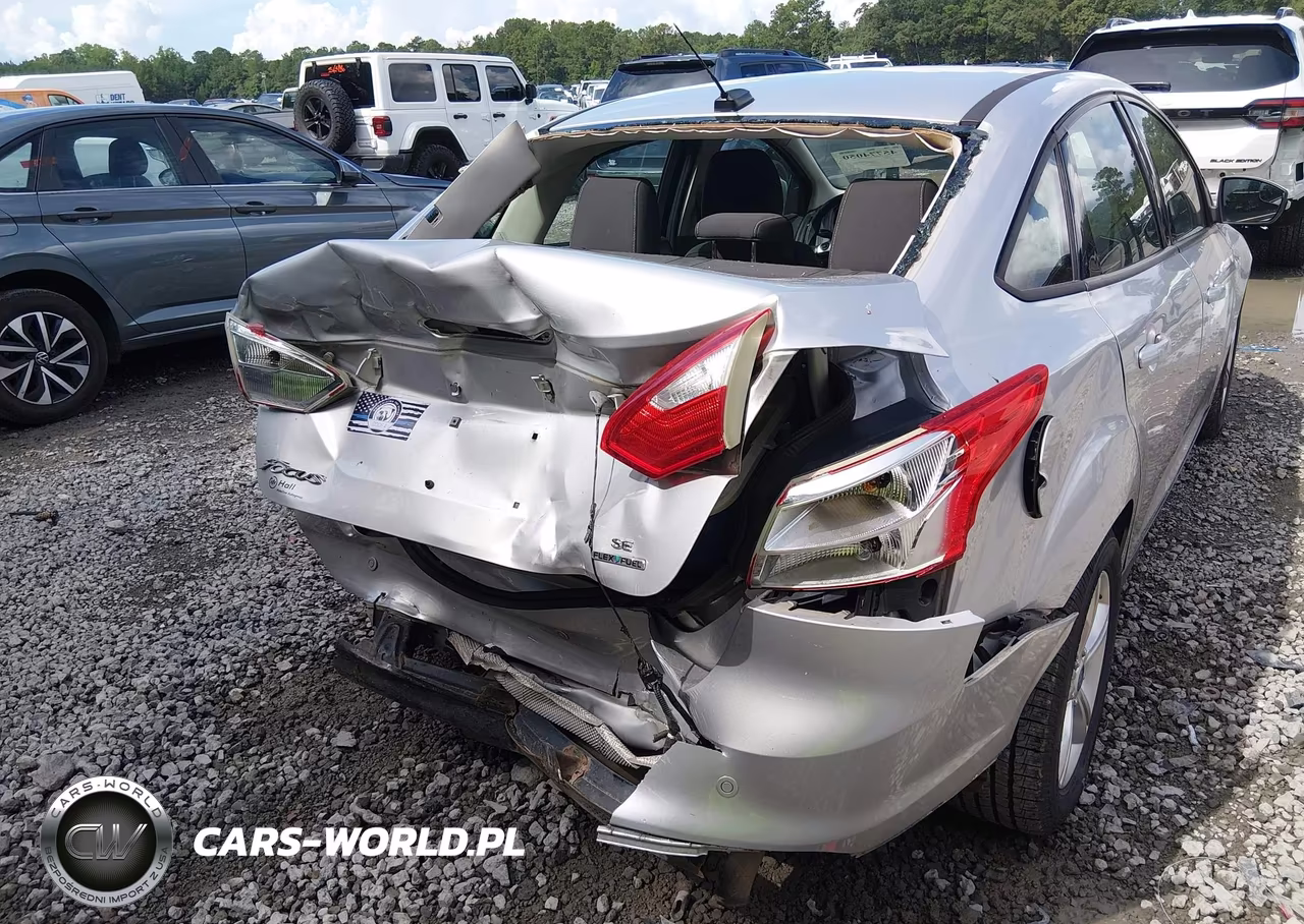 2013 Ford Focus Se VIN:1FADP3F2XDL135357 - 6