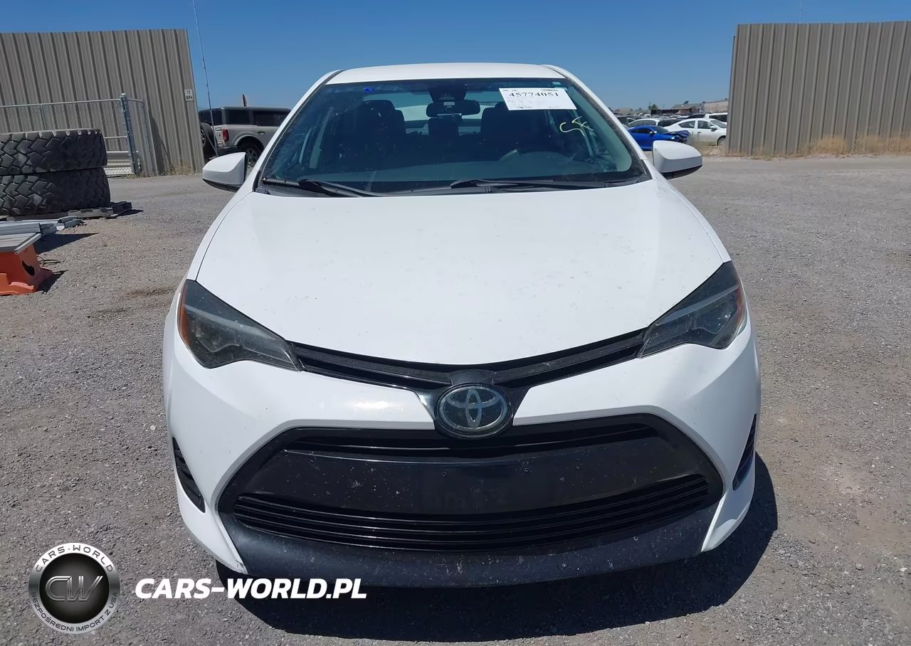 2017 Toyota Corolla Le VIN:2T1BURHE0HC912968 - 12