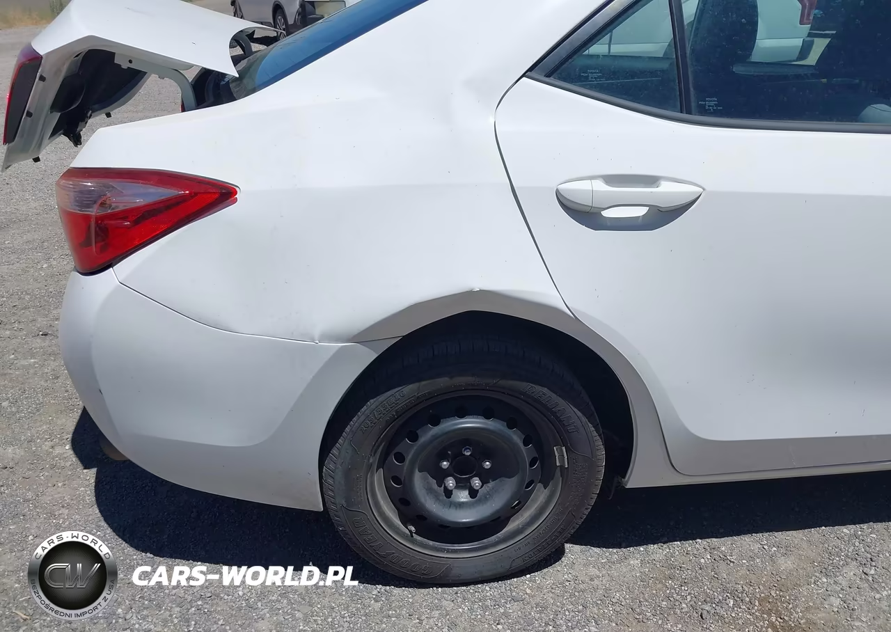 2017 Toyota Corolla Le VIN:2T1BURHE0HC912968 - 6