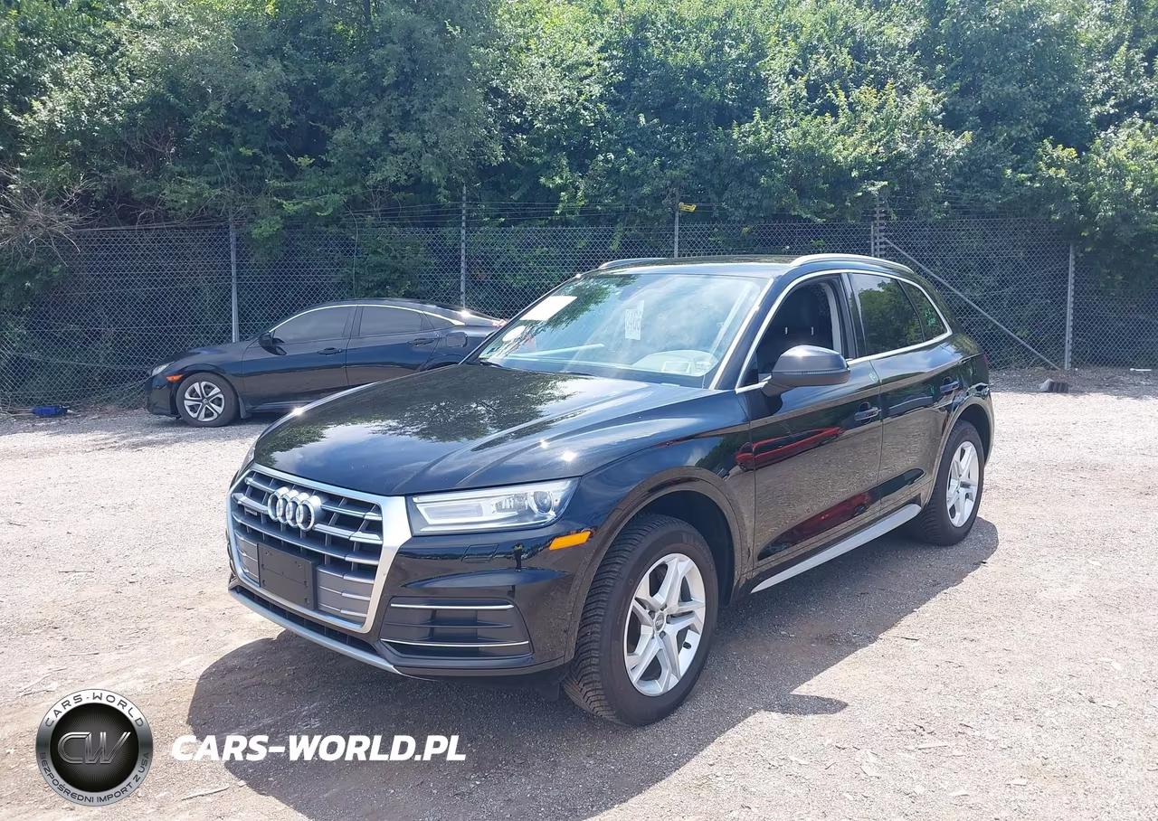 2019 Audi Q5 45 Premium VIN:WA1ANAFY2K2121929 - 2