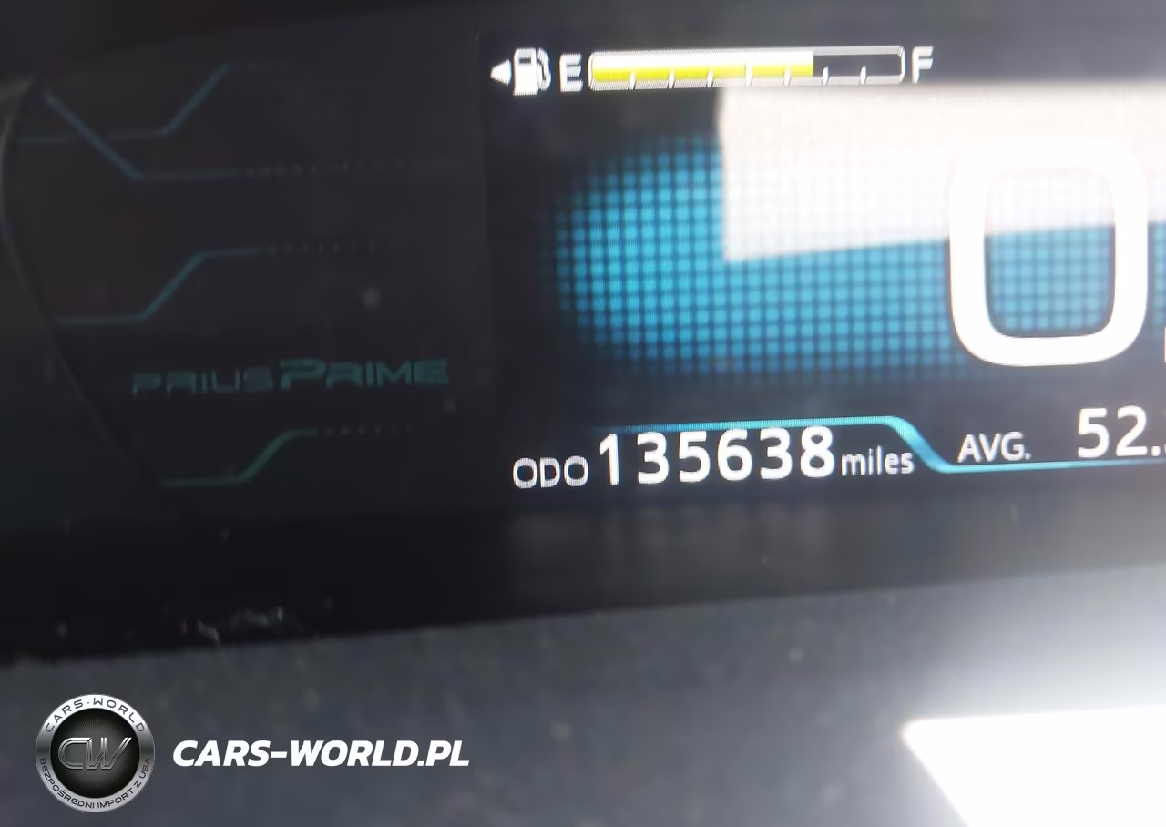 2018 Toyota Prius Prime Premium VIN:JTDKARFP1J3084232 - 16