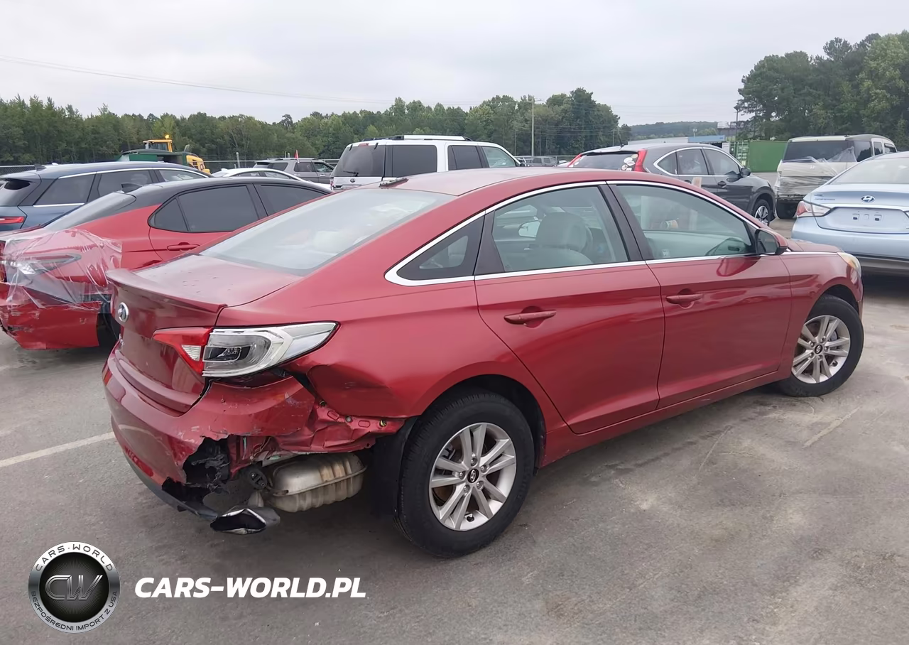 2016 Hyundai Sonata Se VIN:5NPE24AF6GH282104 - 4