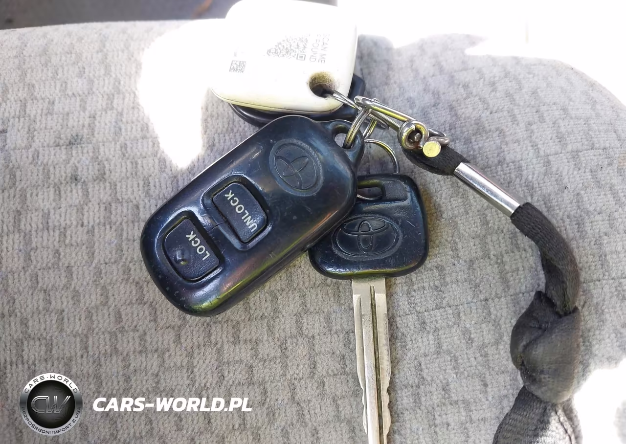 2003 Toyota Corolla Le VIN:1NXBR32E63Z140314 - 11