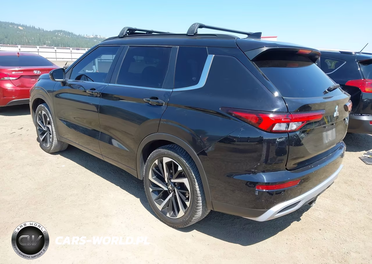 2022 Mitsubishi Outlander Black Edition S-Awc-Se 2.5 S-Awc-Se Launch Edition S-Awc VIN:JA4J4UA85NZ022092 - 3