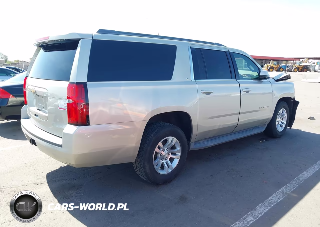 2015 Chevrolet Suburban Lt VIN:1GNSCJKCXFR144549 - 4