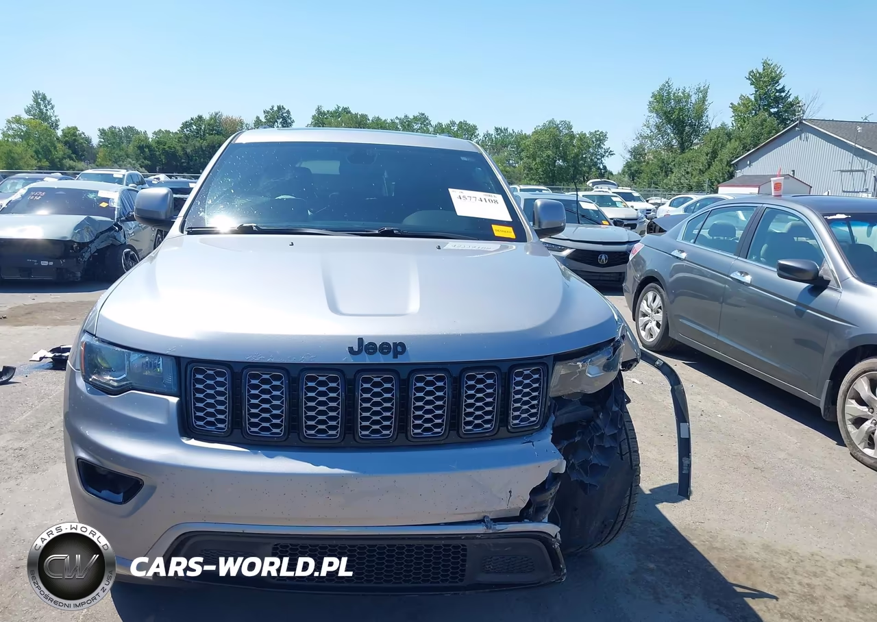 2019 Jeep Grand Cherokee Altitude 4X4 VIN:1C4RJFAG0KC534023 - 13