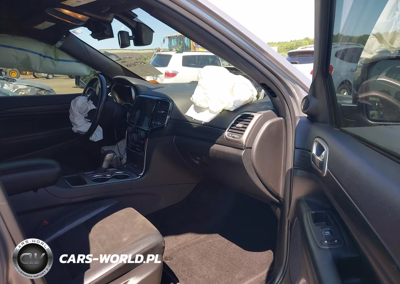 2019 Jeep Grand Cherokee Altitude 4X4 VIN:1C4RJFAG0KC534023 - 5