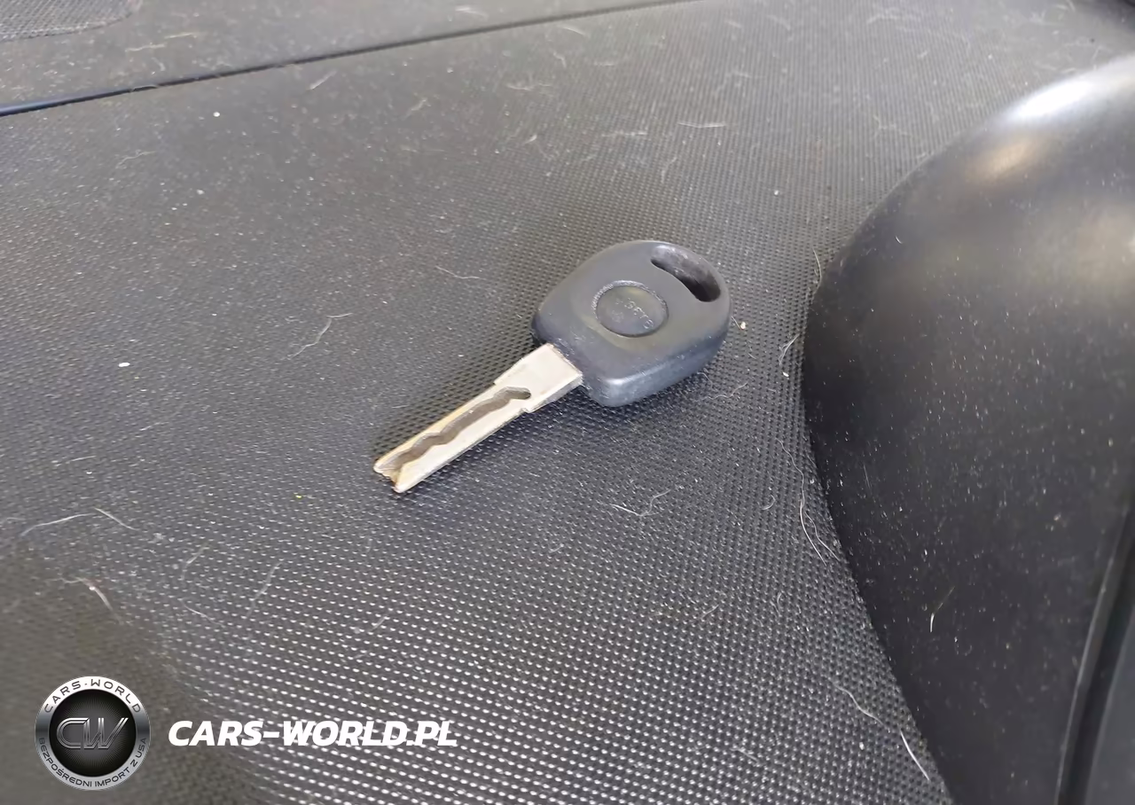 2004 Volkswagen New Beetle Gl VIN:3VWBM31Y34M349138 - 11