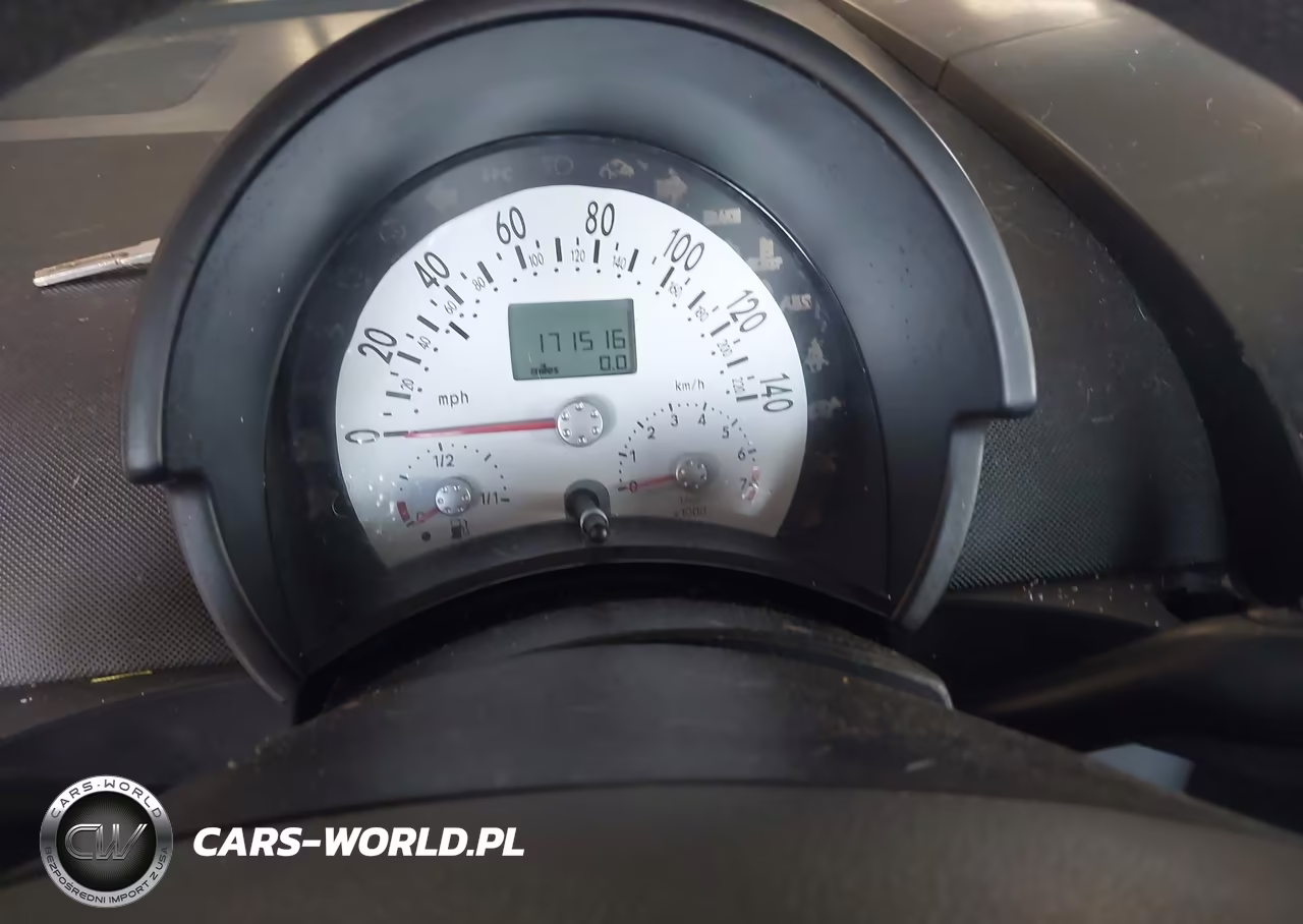 2004 Volkswagen New Beetle Gl VIN:3VWBM31Y34M349138 - 7