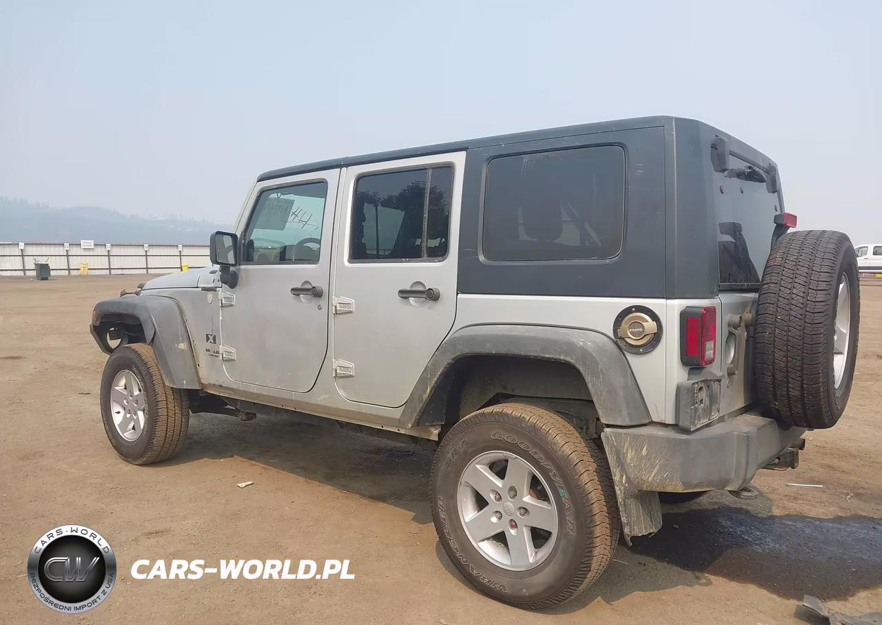 2009 Jeep Wrangler Unlimited X VIN:1J4GA39119L751932 - 14