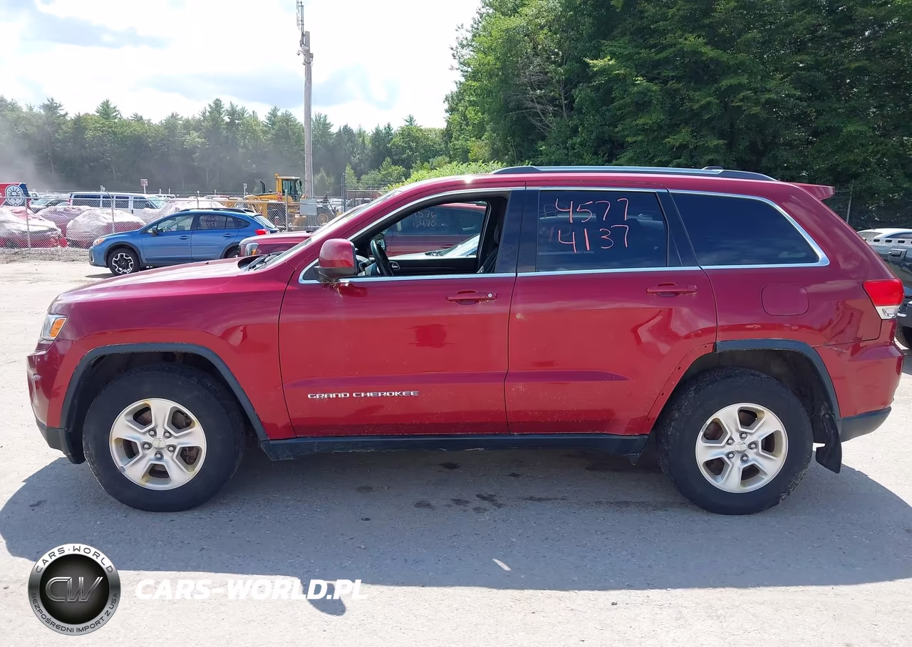 2015 Jeep Grand Cherokee Laredo VIN:1C4RJFAG0FC660727 - 14