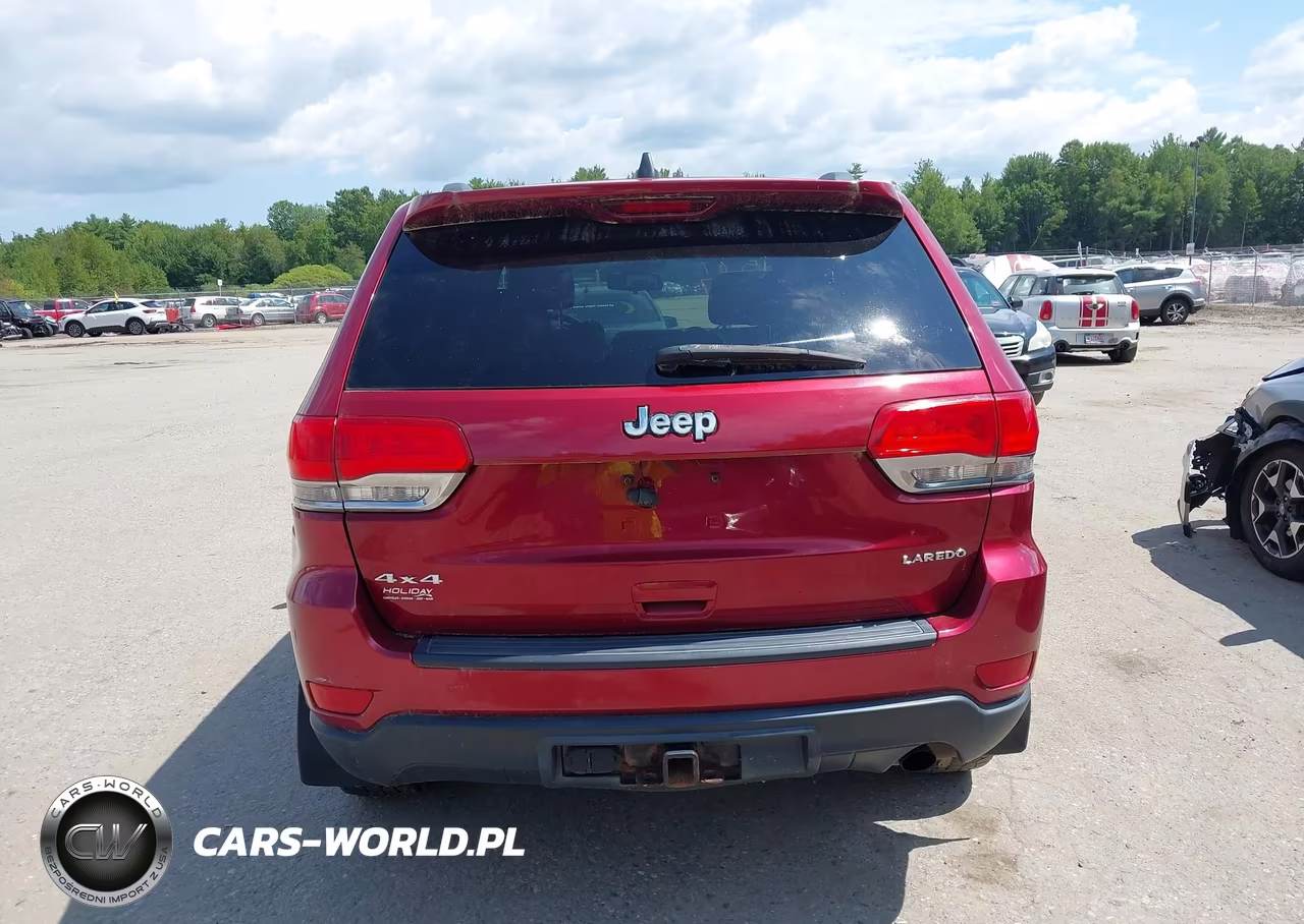 2015 Jeep Grand Cherokee Laredo VIN:1C4RJFAG0FC660727 - 16