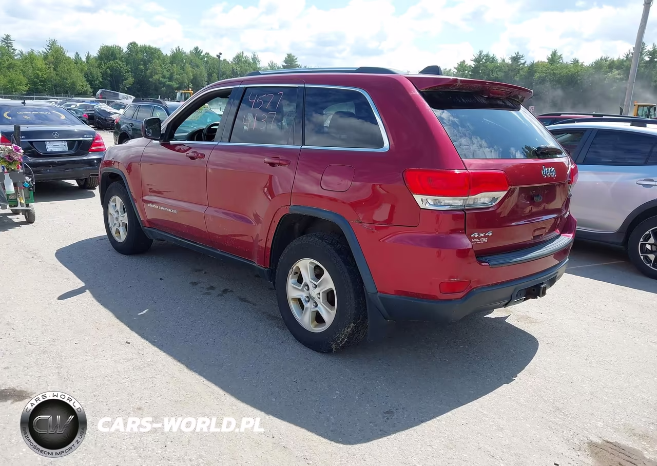 2015 Jeep Grand Cherokee Laredo VIN:1C4RJFAG0FC660727 - 3