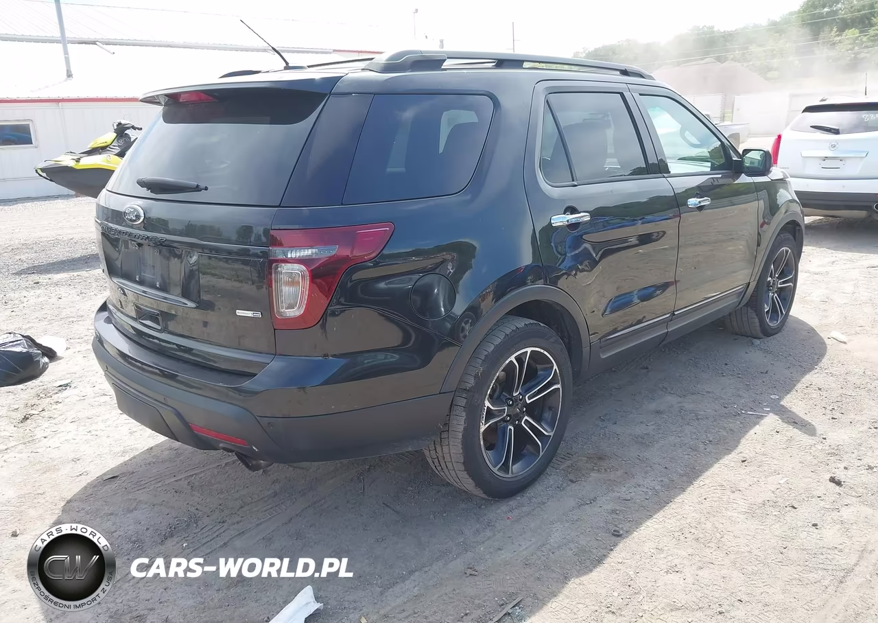 2014 Ford Explorer Sport VIN:1FM5K8GTXEGC34154 - 4