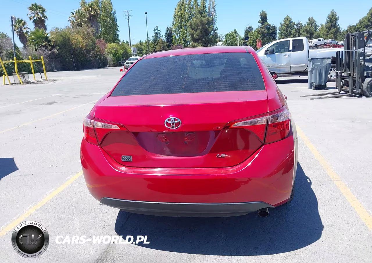 2019 Toyota Corolla Le VIN:2T1BURHE5KC205954 - 17