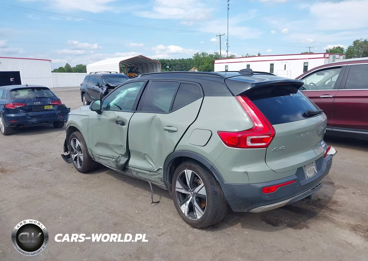 2021 Volvo Xc40 Recharge Pure Electric P8 VIN:YV4ED3UR0M2553744 - 3