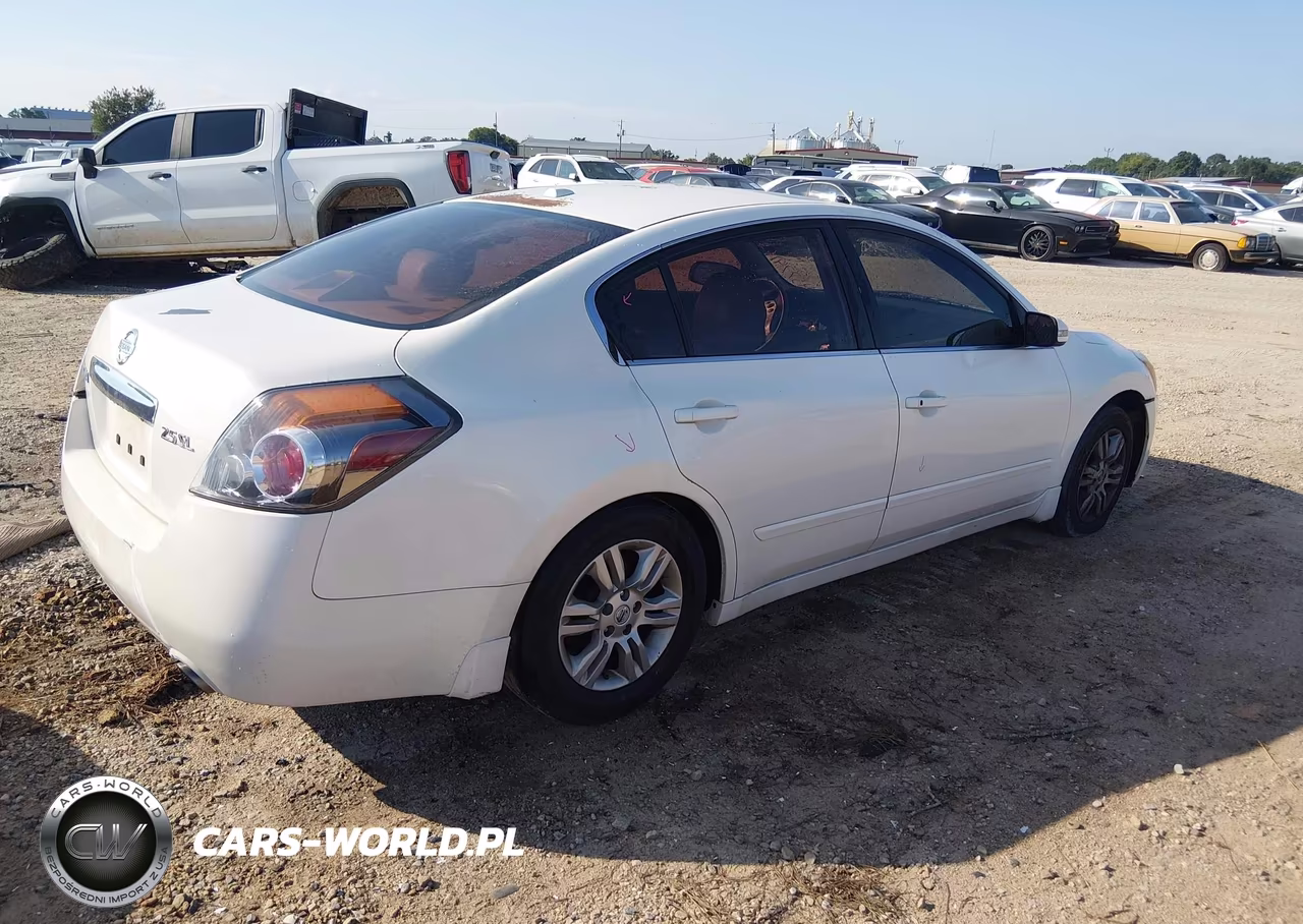 2012 Nissan Altima 2.5 S VIN:1N4AL2AP8CC162745 - 4