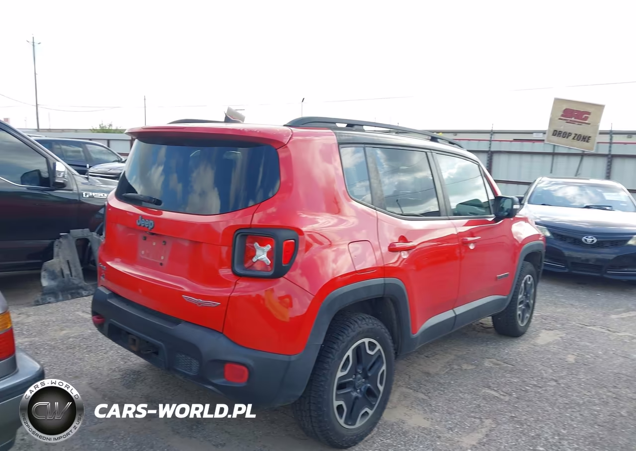 2016 Jeep Renegade Trailhawk VIN:ZACCJBCT7GPD76713 - 4