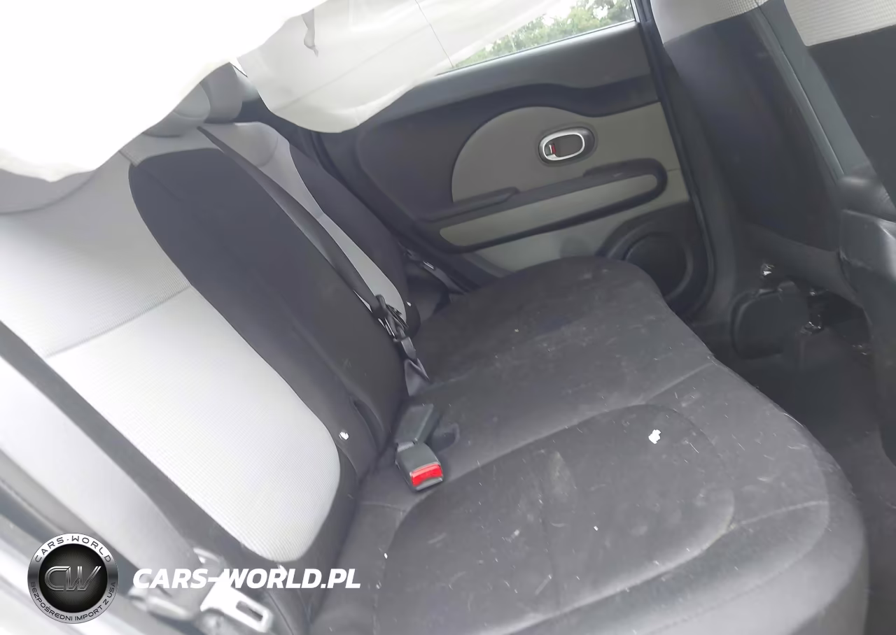 2015 Kia Soul VIN:KNDJN2A23F7220671 - 8