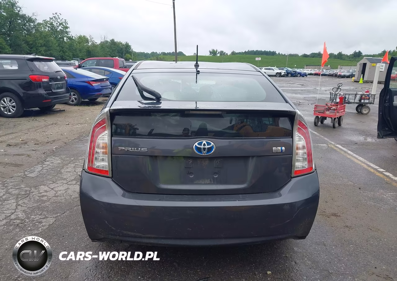 2012 Toyota Prius Two VIN:JTDKN3DU1C5443256 - 16