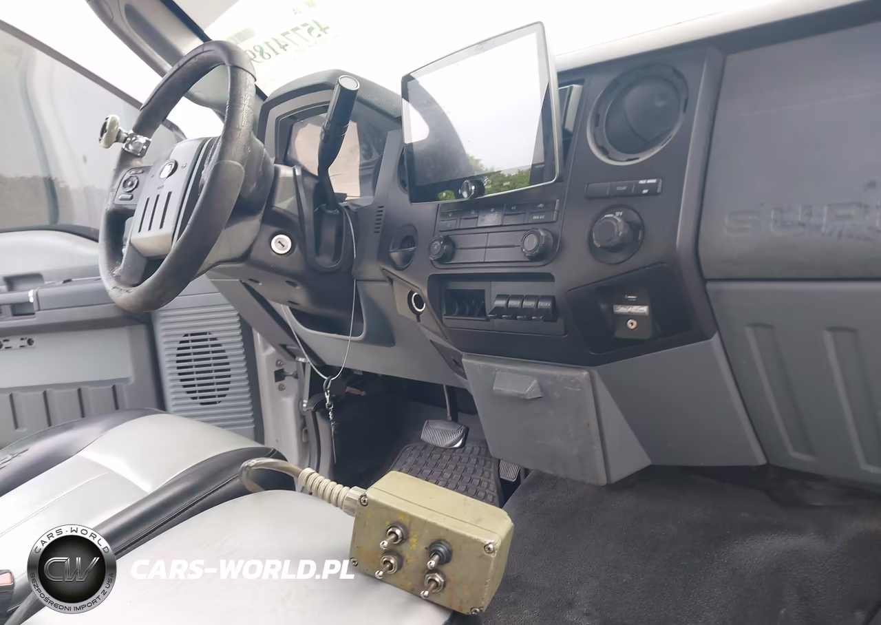 2011 Ford F-450 Chassis Xl VIN:1FDUF4GT8BEA96288 - 12