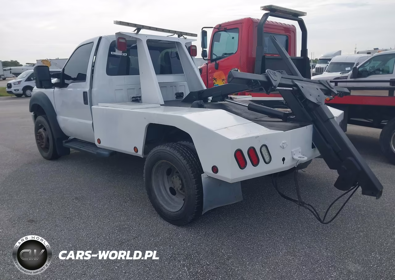 2011 Ford F-450 Chassis Xl VIN:1FDUF4GT8BEA96288 - 3