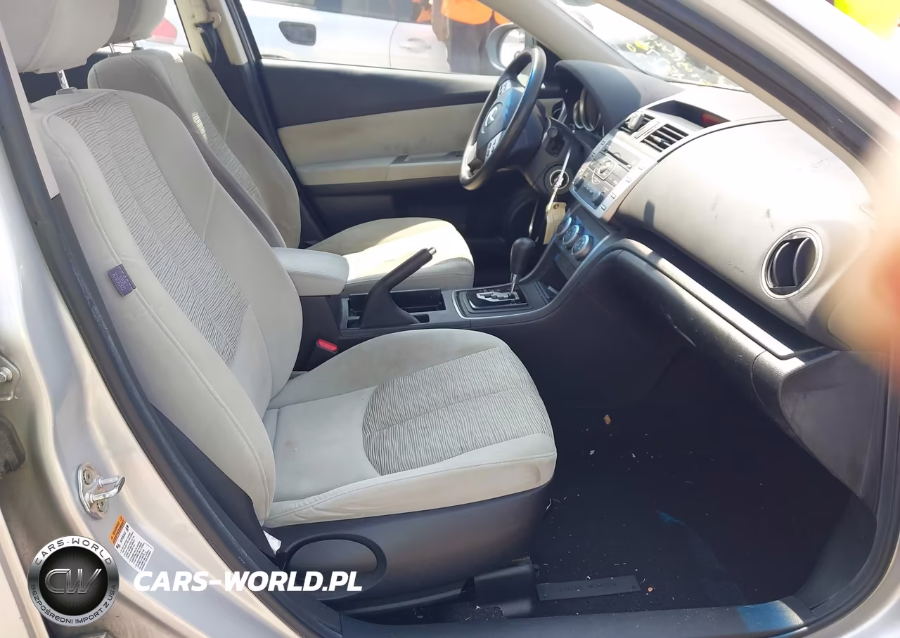 2010 Mazda Mazda6 I Sport VIN:1YVHZ8BH9A5M21840 - 5