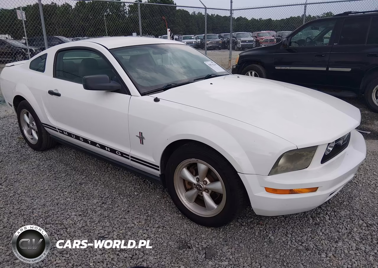2007 Ford Mustang V6 Deluxe-V6 Premium