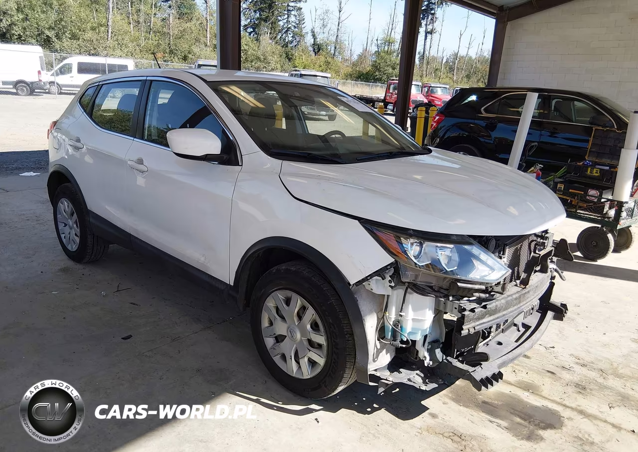 2018 Nissan Rogue Sport S
