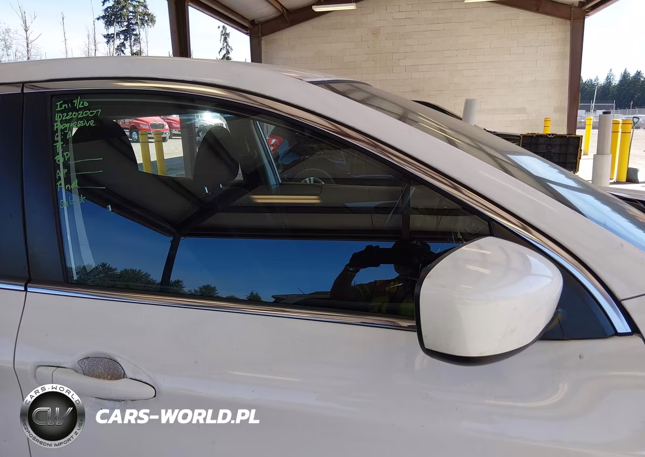 2018 Nissan Rogue Sport S VIN:JN1BJ1CR0JW259451 - 14