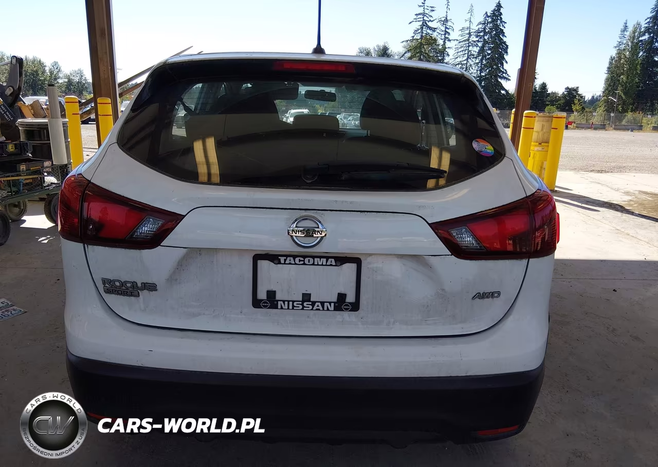 2018 Nissan Rogue Sport S VIN:JN1BJ1CR0JW259451 - 17