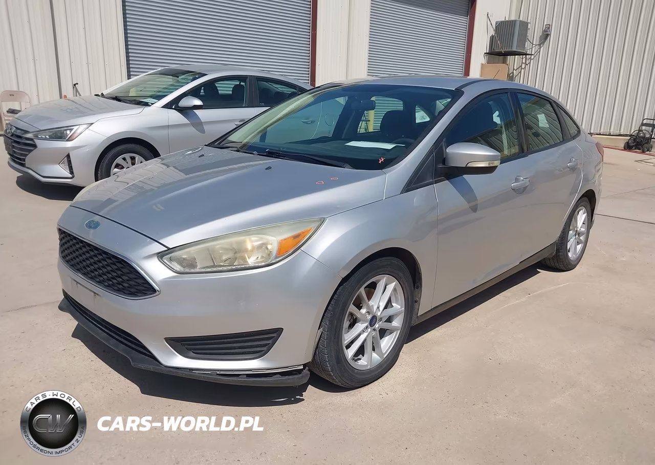 2017 Ford Focus Se VIN:1FADP3F20HL288433 - 2