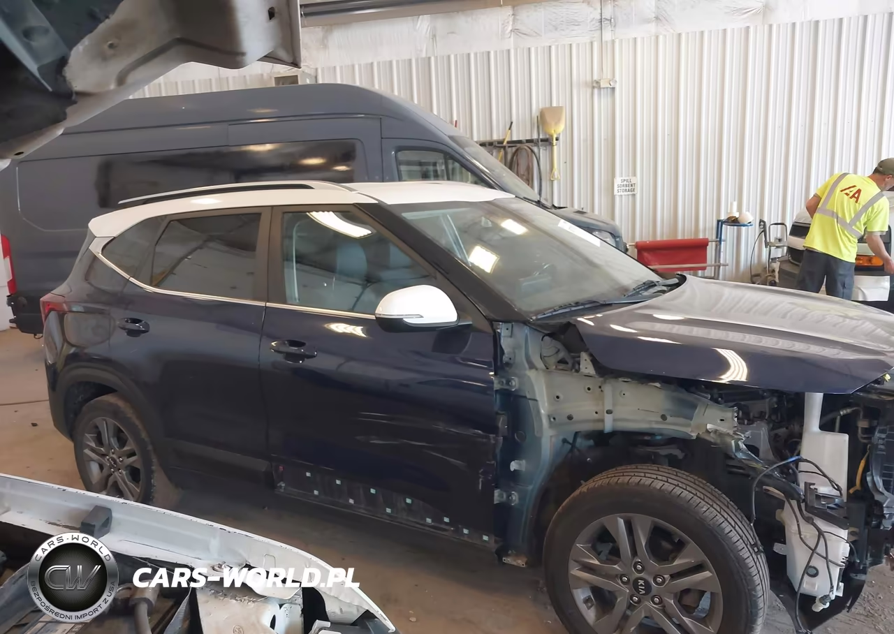 2022 Kia Seltos S VIN:KNDEU2AA1N7263609 - 13