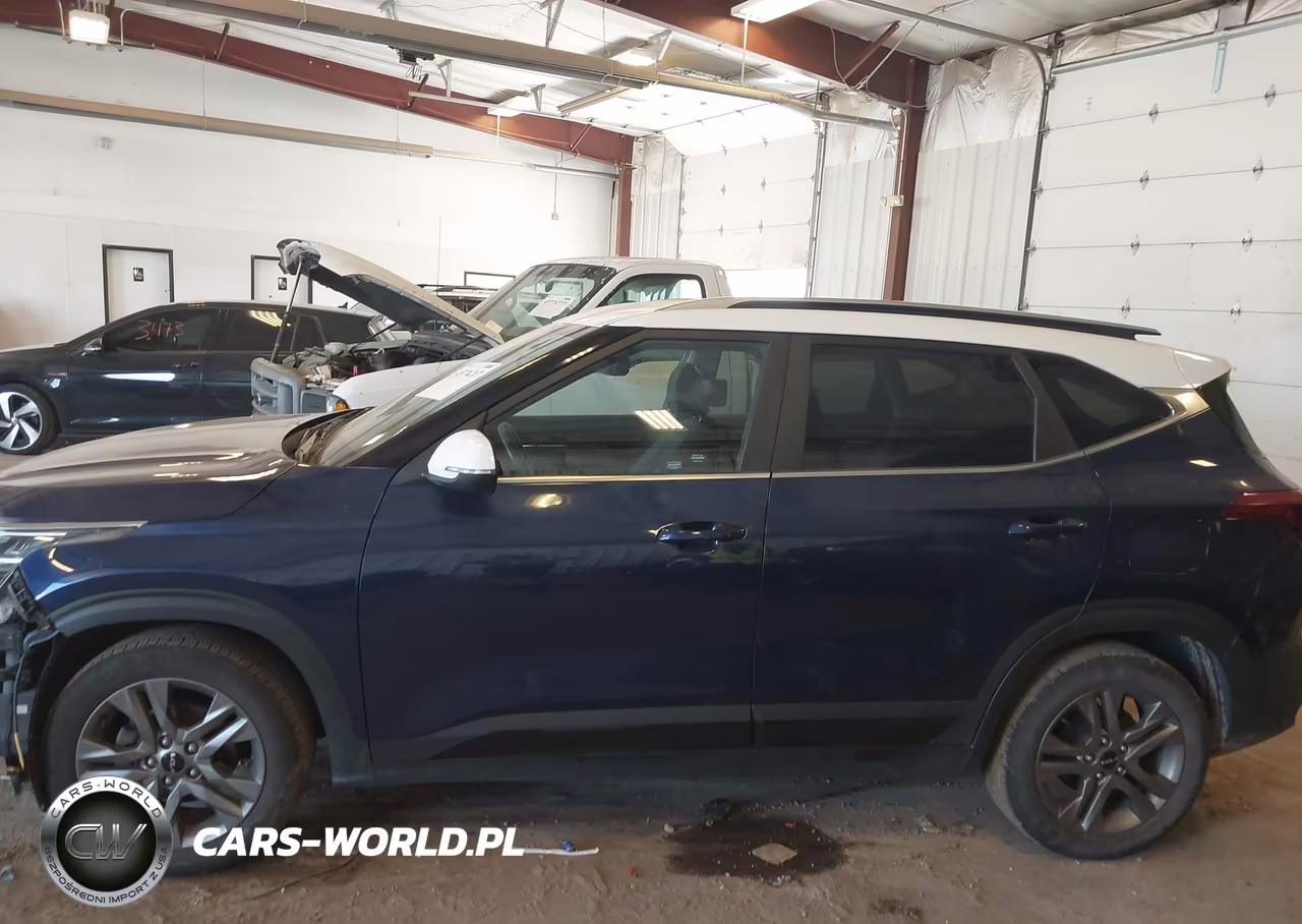 2022 Kia Seltos S VIN:KNDEU2AA1N7263609 - 14